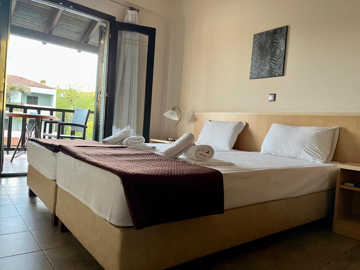 Eden Hotel Afytos Zewnętrze zdjęcie